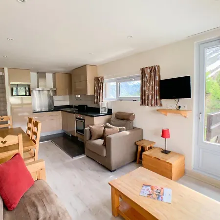 T3 Renove Lumineux, Aux Pieds, Balcon Sud, Proche Commerces Et Pistes, 9 Couchages, Tignes. - Fr-1-502-477